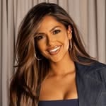 Yanina Oyarzo(@yanina_oyarzo)'s profile avatar