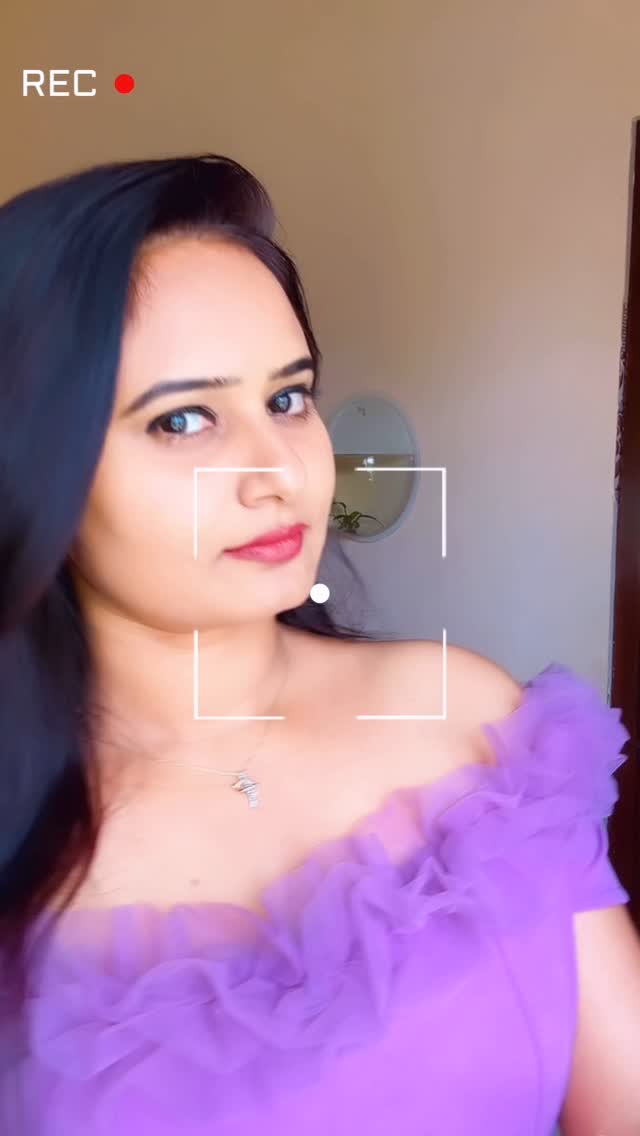 பிழையும் சரியில் முடியுதே😉💜•••••#neek #love #addiction #actinglove #danush #ilovemyfollowers #tamilsong #trendingsong❤️ #vennilavibes