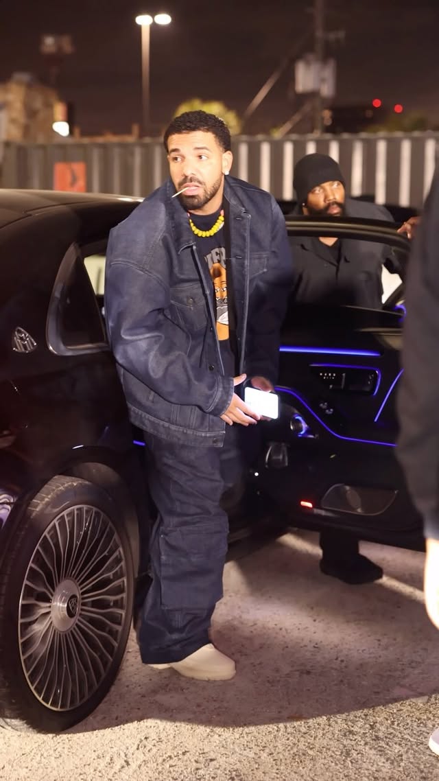 Drake Arriving at Kamp Houston For TV Gucci Birthday with Houston Boomerangs by @houstonboomerangs