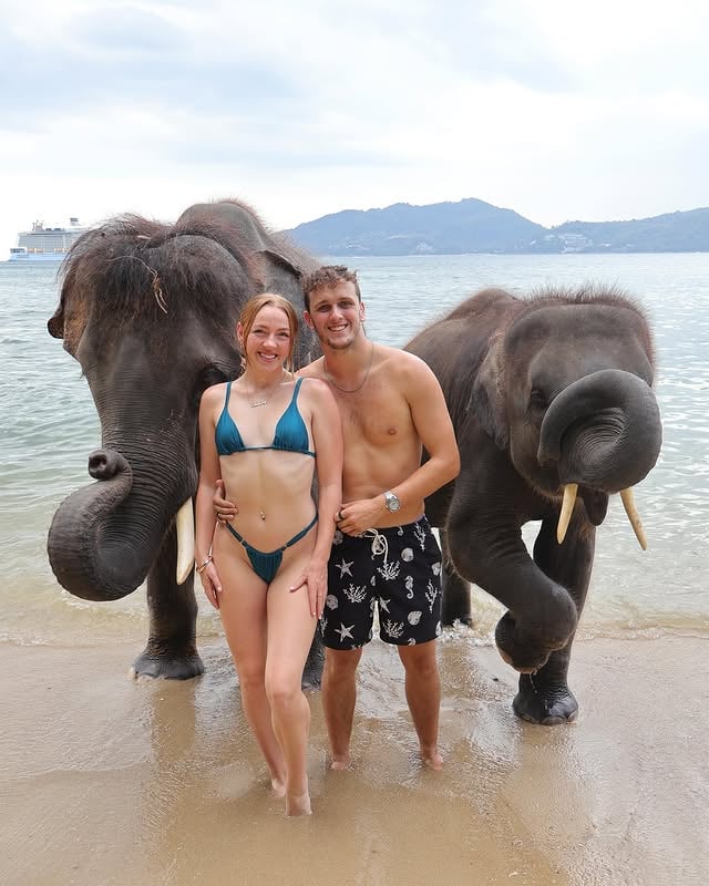 Happiest birthday to my fave person in the world 😍🎉🫶 .Cheers to a million more adventures together @aidan_heslop 🥰 ily.#birthday #love #couple #explore #travel