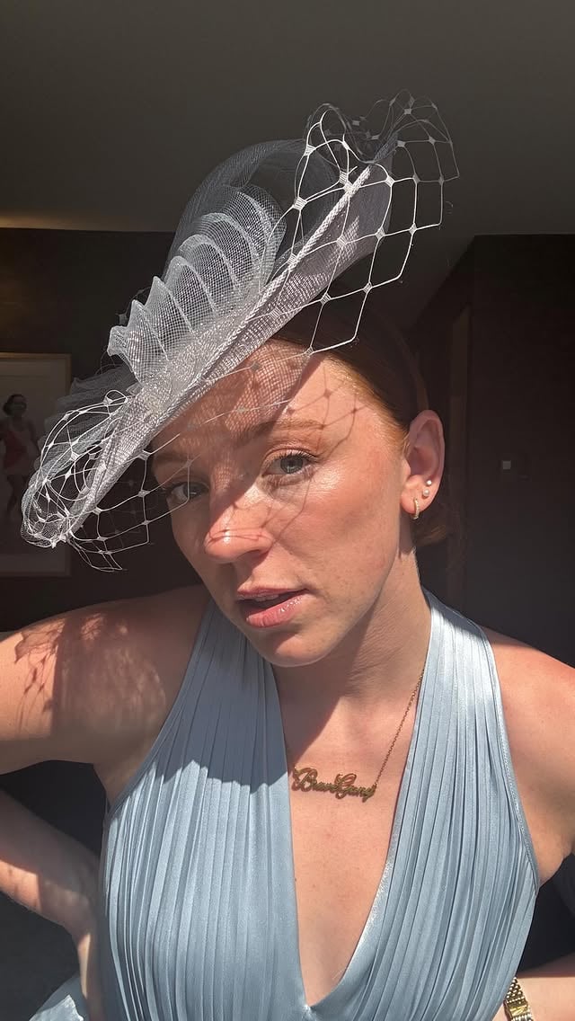KENTUCKY DERBY HERE WE COME 🤩🐎✨.Beyond excited to go to this event for the first time! I’ve watched the Kentucky Derby for years but never thought i’d ever have the chance to go! Thanks to @nbc @nbcsports and @peacock this dream is a reality 🫶.Tune in Saturday at 2:30pm ET and PLEASE help me pick an outfit in the comments 🤍💗💙⬇️.#fashion #PeacockPartner#KyDerby #grwm