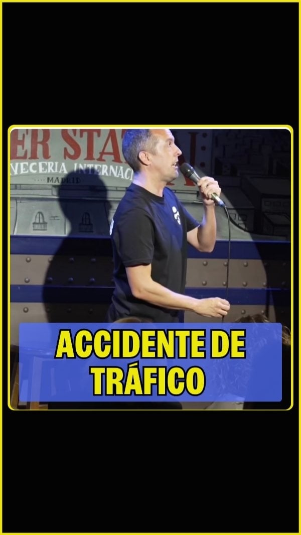 Mi accidente de tráfico. Fue un 4 de julio, hace muchos años. Habrá que meterle humor. Trozo de monólogo en @beerstation #comedy #standup #monologo #humorespañol #humor by @dani.fontecha