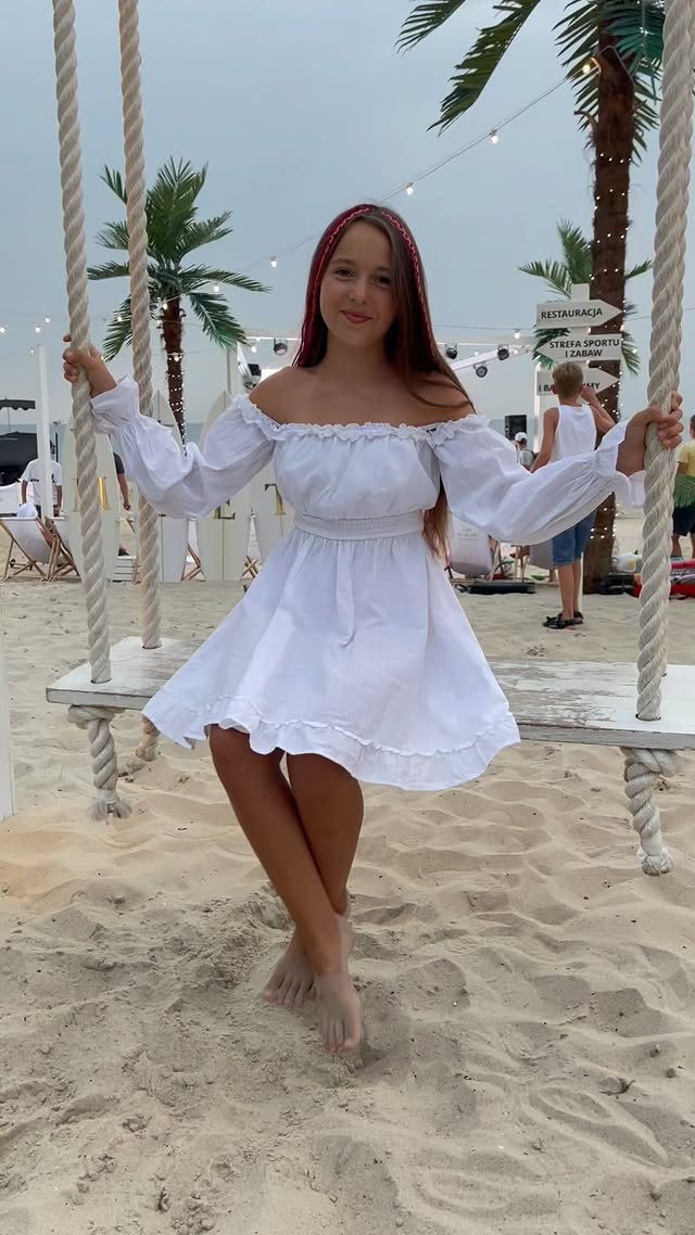 🏝️Polish Coast in Międzyzdroje🏝️#modelkids #modelkidstagram #modelkidsstyle #internationalmodel #voguemagazine #magazinemodel #beach #cutte #pretty #song #holidey #wakacje