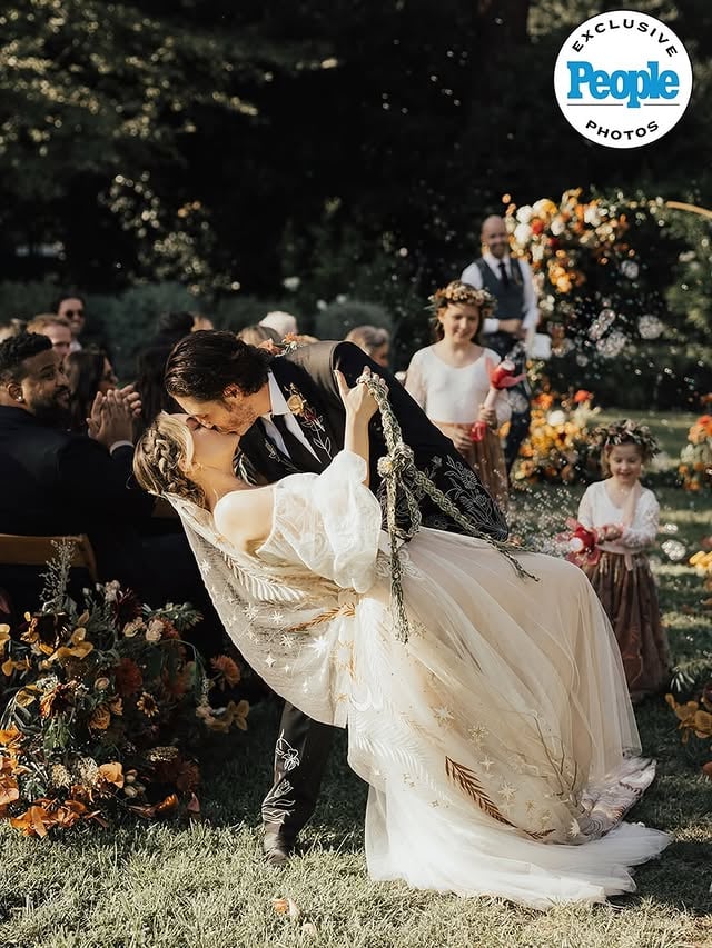 Thank you again to @people for the beautiful exclusive and @heirlumephotography for capturing the joy. ✨Article is linked in my bio 🔗 by @annikanoelle