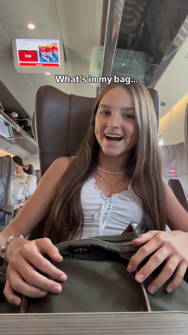 BAG TOUR✨Sorry about the audio quality 😂 by @siennahopes