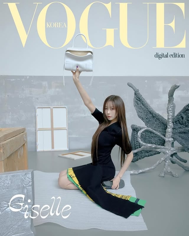 +++@loewe @voguekorea #loewe #vogue