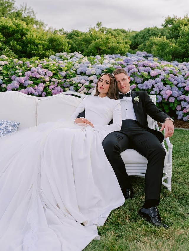 Reposting these so I can PIN. @oliviaculpo and @christianmccaffrey wedding in Rhode Island featured in Vogue June 2024. Wedding planner: @lisavorce @sonyalpha @imagen.ai @josevillapresets #sonyartisanofimagery #imagen.ai #josevillapresets by @josevilla