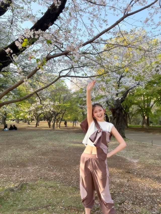 きょーはお仕事の間にランニング系の物買いに行って走った😆🌈お昼走ると気持ちいい😆☀️ペースとか走り方とかむずいけど一旦がちる！！ by @chamitan_0908