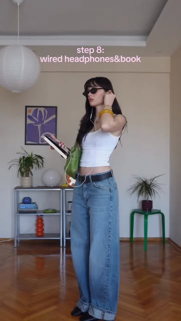 how to dress like a performative girl🧏🏼‍♀️

ib: @theamaeshepherd 
#outfitideas #outfitoftheday