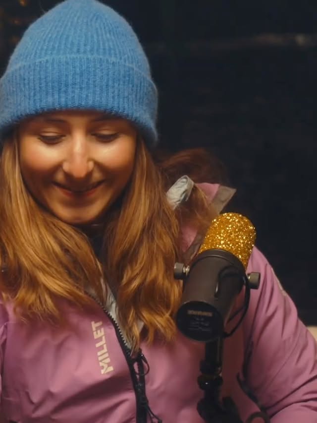 Merci @amixem pour ce moment improbable dans cette belle tente luxueuse au milieu de la montagne avec une délicieuse fondue 🫕 Toute la vidéo est en ligne ! by @violettedorange