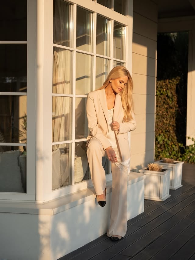 Niby zaprojektowanie butów wydaje się takie proste, ale ostatnie zdjęcie pokazuje że @marcoshoesofficial nie mają ze mną lekko 🤭[Marka własna] x @marcoshoesofficial by @suzylifeblog
