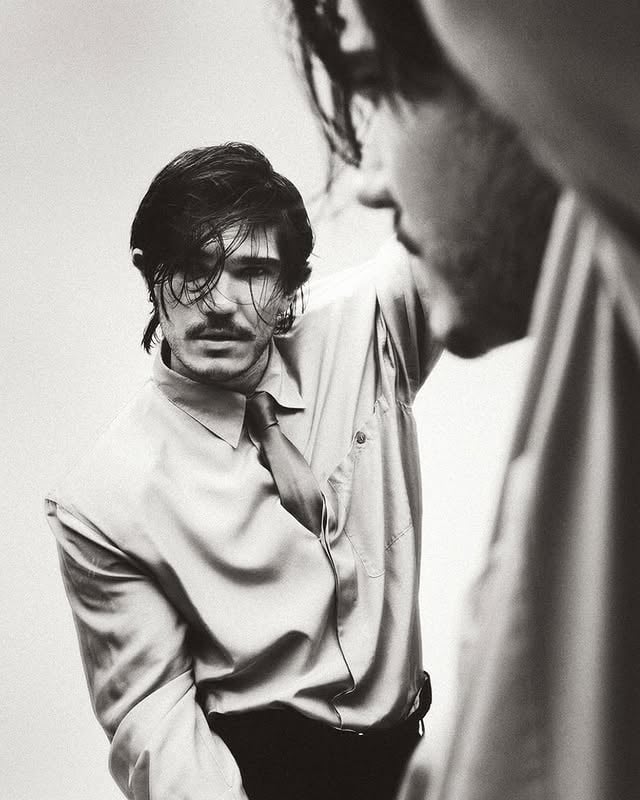 FRA FEE is one of the most versatile and compelling actors of his generation, moving between stage and screen with remarkable depth and range. This spring, he leads Netflix’s highly anticipated psychological thriller ‘Unchosen’, starring in a gripping story set within a secretive religious sect. With upcoming projects including Zack Snyder’s ‘The Last Photograph’ and a growing body of acclaimed work across television, film, and theatre, he is entering a defining new chapter. For our digital editorial, he’s captured through the lens of DAVID REISS.talent FRA FEE @fra_feephotography DAVID REISS @davidreissphotographystyling NATHAN HENRY at Stella Creative Artists @naifhen @stellacreativeartistshair and makeup SVEN BAYERBACH at Carol Hayes Management using Daimon Barber and Only Curls @svenbayerbach @carolhayesmanagementphotography assistant STEFANIA CARLI @stefcarlistyling assistant STOYAN CHUCHURANOV @___stoyaneditor TIMI LETONJA @timiletonjaeditorial director JANA LETONJA @janaletonjainterview MAREK BARTEK @marekbartek by @fra_fee