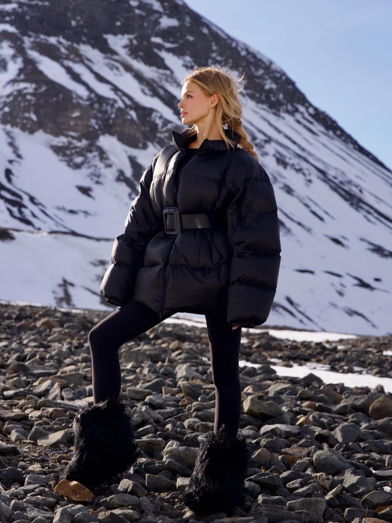 4 girls from south Louisiana go to the Arctic and almost don’t make it back …. Anything for SCIENCE the GIRLIES 💅🏼🤸 more on @abc @nightline soon!! by @brooksnader