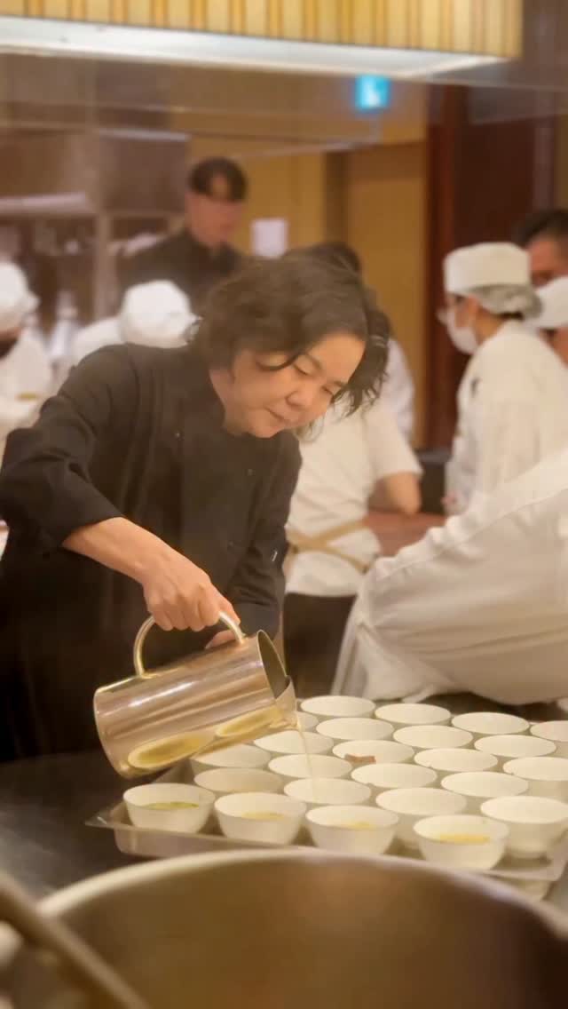 ICSA (International Chefs Summit Asia) Taipei 2026 has recently concluded with great success.This year’s edition brought together an exceptional lineup of internationally acclaimed chefs from Korea—widely recognized through the hit shows Netflix “Culinary Class Wars” and "Chefs & My Fridge"—including "Choi Hyun-seok", "Oh Se-deuk", and "Park Eun-young". They were joined by Italian chef "Fabrizio Ferrari", alongside Taiwan’s leading figures in gastronomy—French cuisine chef "Justine Li" and World Champion baker "Wu Pao-chun"—to present a truly cross-cultural culinary experience.The event attracted over 300 distinguished guests and fans, generating an enthusiastic response and establishing itself as one of the most talked-about culinary events in Asia this year.We would like to extend our sincere gratitude to our key partners—Mandarin Oriental Taipei, Department of Information and Tourism, Taipei City Government, and MyTaiwanTour—for their invaluable support. Together, we elevated ICSA beyond a dining event into a platform that integrates local cultural exploration and meaningful dialogue, delivering a rich and multi-layered culinary experience.ICSA（亞洲主廚高峰會）2026 台北站已於日前圓滿落幕。 本次活動特別邀請來自韓國、因節目《黑白大廚》與《拜託了冰箱》而享譽國際的主廚 —— 崔鉉碩、吳世得、朴恩影，以及義大利籍主廚 Fabrizio Ferrari，並攜手台灣法餐代表 黎俞君 與世界麵包冠軍 吳寶春 共同呈現跨文化餐飲盛宴。 活動共吸引超過三百位高端賓客與粉絲參與，現場反應熱烈，成為本年度亞洲備受矚目的餐飲盛事之一。 特別感謝本次主要合作夥伴 —— 台北文華東方酒店、台北市政府觀光傳播局 與 MyTaiwanTour 的全力支持，讓 ICSA 不僅止於一場餐會，更進一步融合在地文化探索與深度對談，呈現出多層次高質感的餐飲文化體驗。 @mo_tpe #icsaworld #culinaryclasswars #netflixchef #MandarinOrientalTaipei by @crazypenne