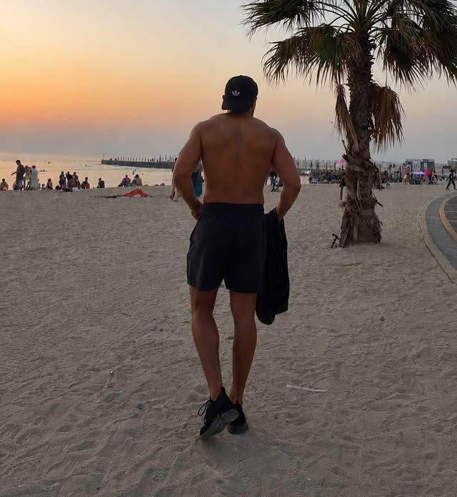 less talk, more sunsets #vibes #sunset by @emine_mkh