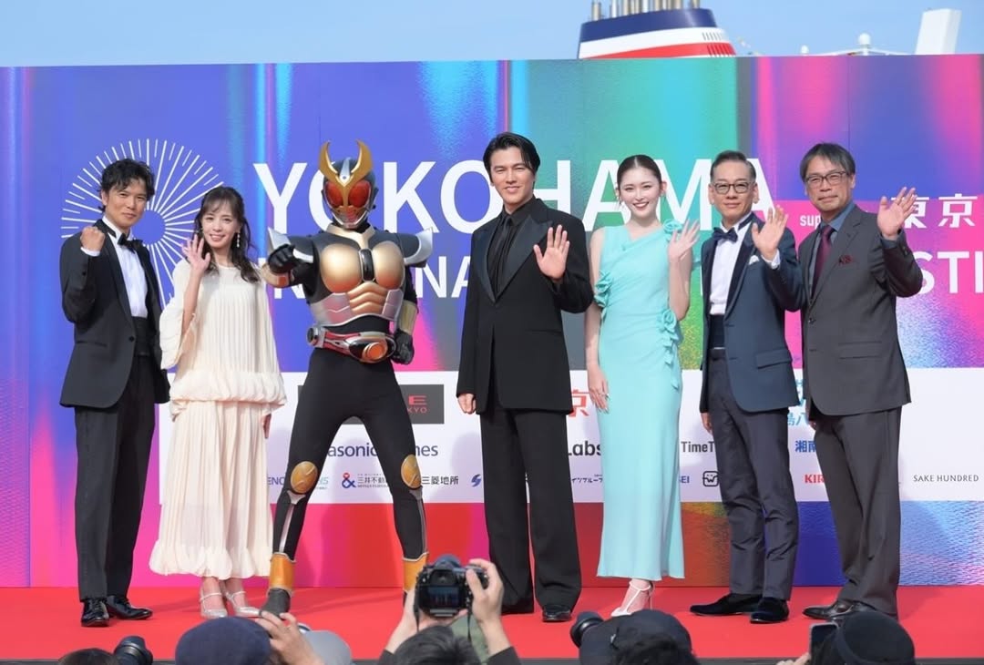 なんと昨日は人生初の横浜国際映画祭のレッドカーペット🌈🩷アギトメンバー歩けて幸せやった⭐️😆 by @chamitan_0908