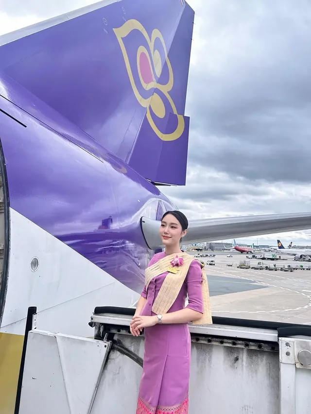 Feeling grateful to be part of the 80th anniversary campaign of Cathay Pacific. Slipping into this vintage uniform designed by Nina Ricci (1990–1999) feels like stepping through a doorway in time ✈️°Source : Photos & Captions from Instagram @misskrisy Cathay Pacific Cabin Crew-#internationalcabincrew #pramugari #cabincrew #cathay #cathaypacific by @internationalcabincrew