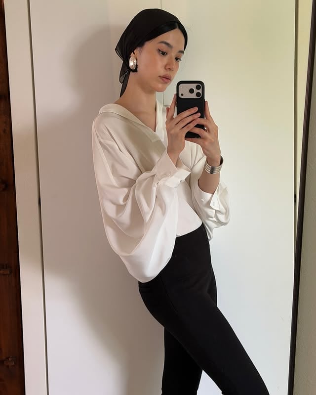 Lately, me and my space by @_katojun_