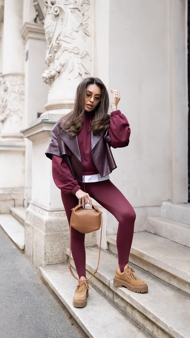 Nove @cutlerandgross naočale iz limitirane KnightsBridge Green kolekcije su san snova.✨Naziv kolekcije je inspiriran lokacijom njihove prve poslovnice u Londonu koja je otvorena još davne 1971. godine. I još uvijek je tamo. Konkretno ovaj model se zove LADBROKE. Naočale su ručno rađene u Japanu. Napravljeno je samo 350 komada, a uz naočale dobiješ certifikat koje su tvoje po redu. #lovethis @alfa_vision_optika by @donna.bombonna