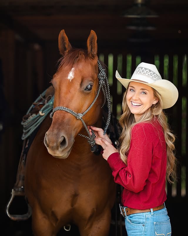 Hey Heartland fans, our latest episode of Barn Banter is for you!⁠⁠We were thrilled to welcome Amber Marshall, the star of the long-running Canadian TV sensation. Amber’s portrayal of Amy Fleming is one of the most beloved TV characters among equestrians of all ages.⁠⁠And of course, since May is Adopt a Horse Month, we had to chat with Cailin Caldwell, Director of ASPCA Right Horse Program. Tune in to learn how you can help out during May’s Adopt a Horse Month—even if you’re not ready to adopt just yet.⁠⁠Listen at the 🔗 in our bio or wherever you get your podcasts.📷: @sarahmavrophoto / @theyegequestrian by @amber_marshall_farm
