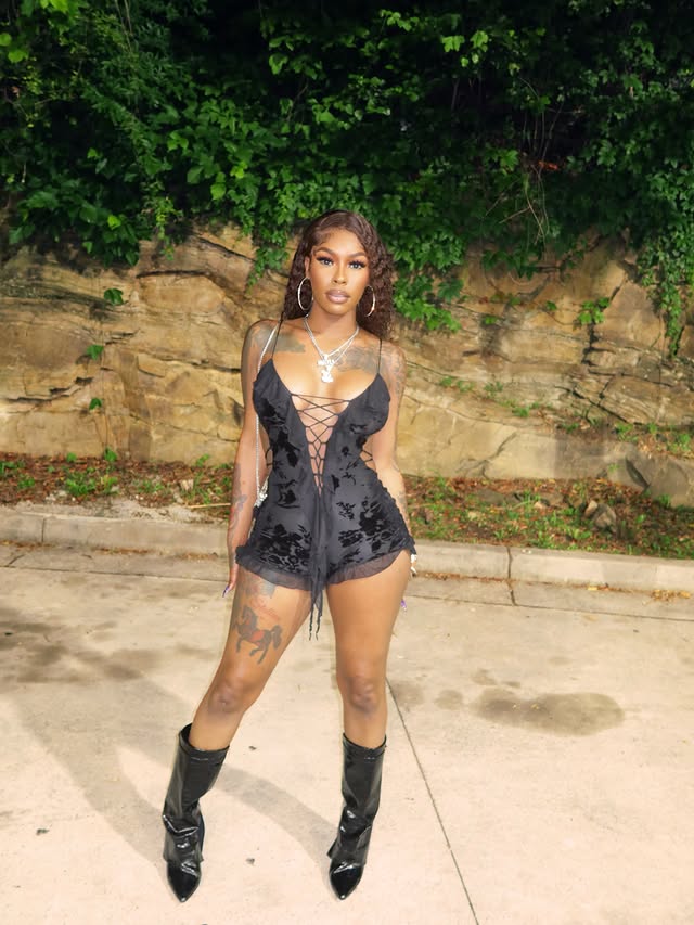 THE BUNNY 🐰Makeup by @daddiethemua by @thequeenjelani