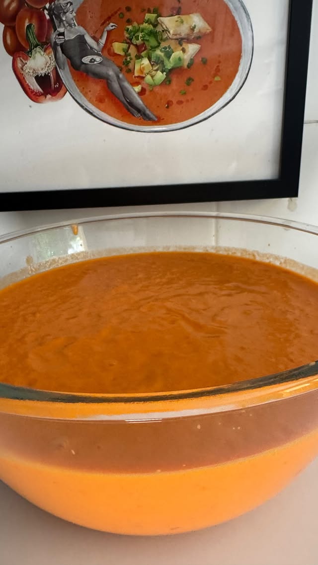 Entre gazpacho y salmórejo 🍅🫑 by @makoke_