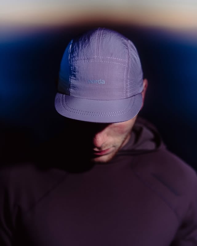 Luster Cap- Mono dobby nylon construction.- Reflective norda® logo.- COOLMAX® sweatband.- Bungee cord closure with adjustable cord stopper.- Two sizes (S-M, 56-59 cm and L-XL, 58.5-61 cm).Available now in Black and Rose. Shop via link in bio. by @nordarun