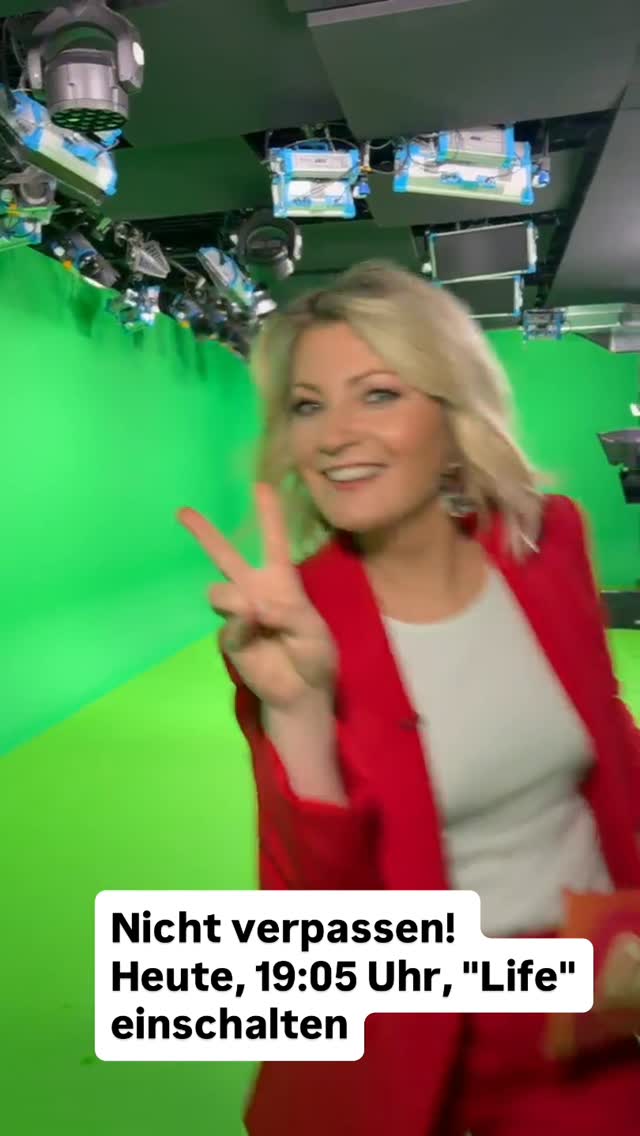 Euch erwartet eine informative Sendung! Ich freue mich, wenn du dabei bist. Heute Abend, ab 19:05 Uhr bei "Life - Menschen, Momente, Geschichten" bei RTL#lifedasmagazin #sagamedia #information #rtl #moderatorin by @annikabegiebing_official