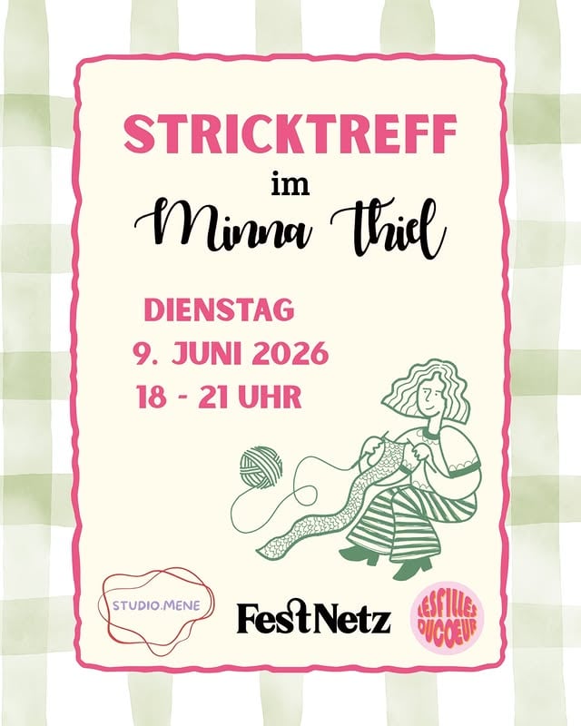 Wir haben wieder Lust auf gemeinsames Stricken und/oder Häkeln? Und diesmal DRAUSSEN!Du auch? 🫰🏼🌟Wir organisieren auch im Juni wieder einen gemeinsamen Stricktreff. Endlich können wir auch im Freien in gemütlicher Runde zusammen kreativ werden. 💗Natürlich solange das Wetter mitspielt (bei schlechtem Wetter behalten wir uns vor die Veranstaltung abzusagen und die Ticket rückzuerstatten). Deshalb Daumen drücken hihi🤞🏼Tickets gibt's bei @studio.mene auf ihrer Website (Link in der Bio).Wann? 09.06.2026 von 18 - 21 UhrWo:Minna Thiel (nähe Pinakotheken in München)Bernd-Eichinger-Platz 180333 MünchenWir freuen uns doll auf euch! :) 🫶🏼XxMarlene, Kathi & Anne von @studio.mene, Elli & Lotti von @fest.netz und Lilly & Julia von @lesfillesducoeur ☀️💗#stricktreff #münchen #knittingcommunity by @lesfillesducoeur