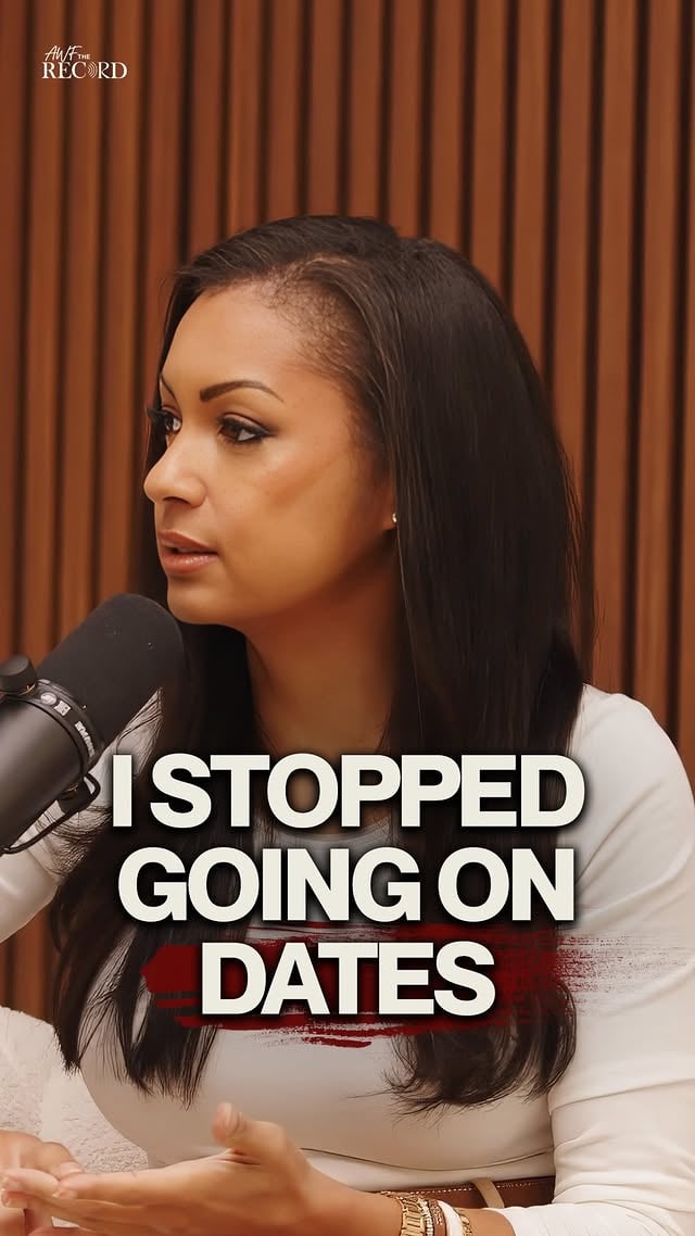 @ebonikwilliams opens up about the realities of today’s dating market, why she chose the path of single motherhood, and the deeper conversations women are having about love, standards, and building the life they truly want. Comment “Awf” for the full episode. by @ebonikwilliams