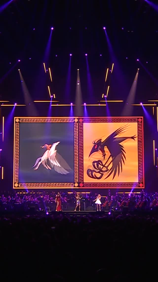 Deze dames waren echte heldinnen op het podium bij Disney in Concert 💙 @gaiatiana @emmakokofficial en @aprildarby brachten ‘Zero To Hero’ tot leven 💫#DisneyinConcert #WonderfulWorlds