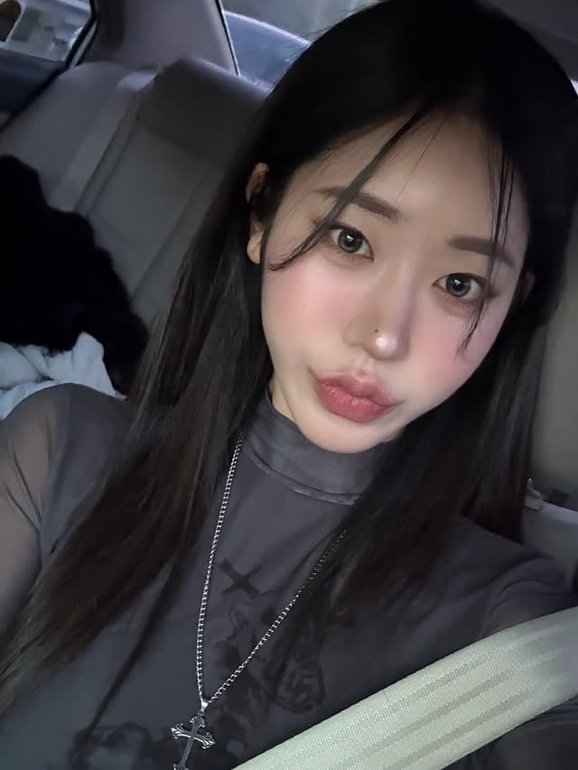 쭈꾸미 다 다른 우리29살 생일파티에프레퍼스 먹고 방탈출카페 가고 인생네컷 찍는건전한 모임 ^_^ by @g00ngdijan