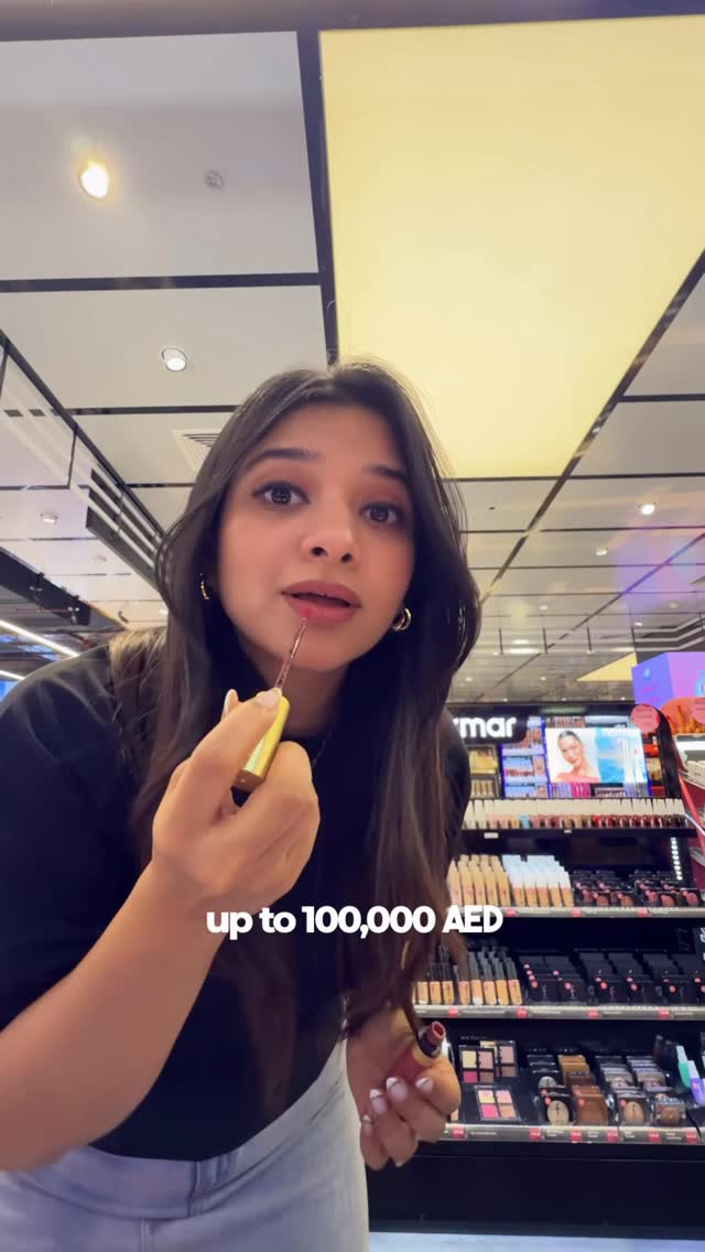 Ep:07 of the NewlyWed Edit Full beauty revamp for summer ✨💋 @luluhypermarkets have some crazy offers till June 4th! #LuluUAE today. #HappyAtLulu #LuluWorldOfBeauty.......[ lulu hypermarket offers, raffle draw , Mini Cooper and fifa World Cup tickets , dubai life , Uae life , uae summer , newlywed’s in uae ] by @paulrishika_