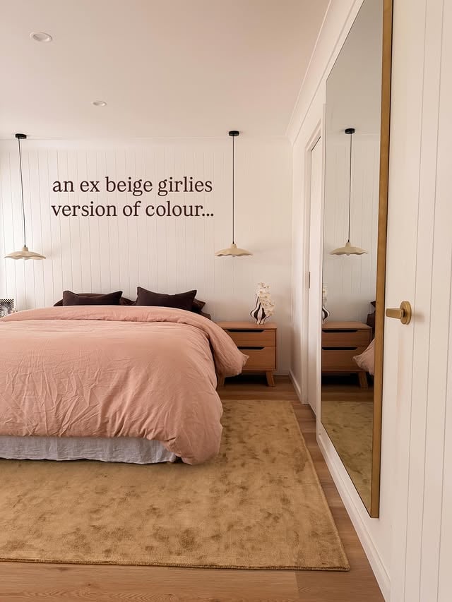 Had been wanting to colour into this space but couldn’t bring myself to part with my neutral ways, @therugtrader cityline rug in Sahara was that perfect shade that felt just right🤎If your looking for an affordable, good quality rug that offers the ability to feel and see the shades/textures in your home before commiting, then @therugtrader is the place you need to check out 🤗 ad by @brookeposted