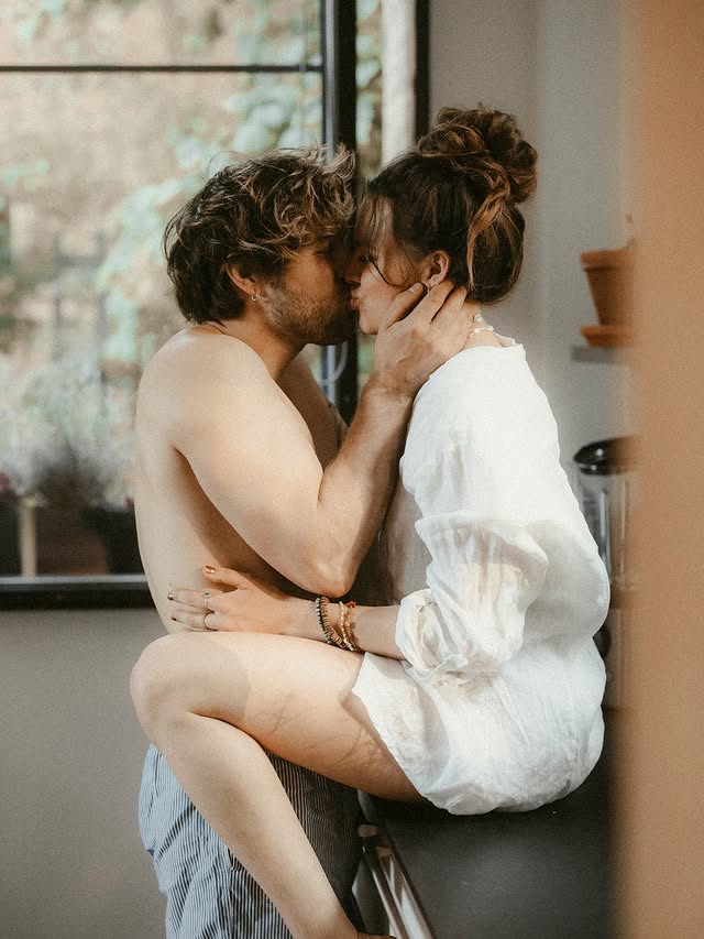 Control in Chaos 🖤In guten wie in schlechten Zeiten. 24 Stunden bei uns zu Hause. (Video ist jetzt online.)📸 Thanks for capturing this moment. @annalenaholz_ by @yvonnepferrer