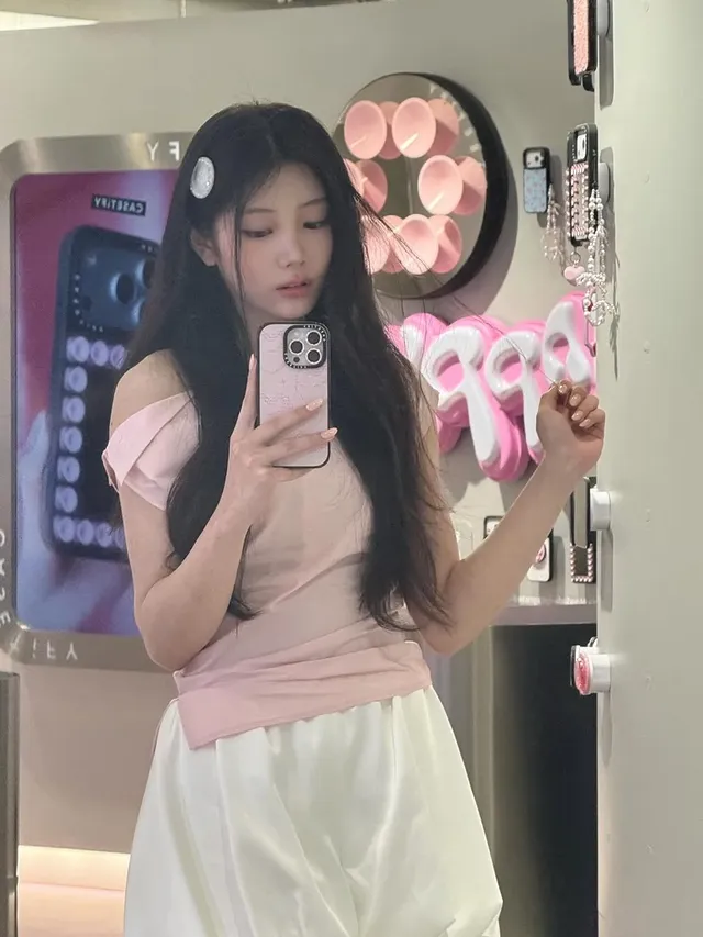 💖💓뾱뾱이들과 함께 💓💖#WONHEE #원희 #ILLIT #아일릿 by @wonheeiillit
