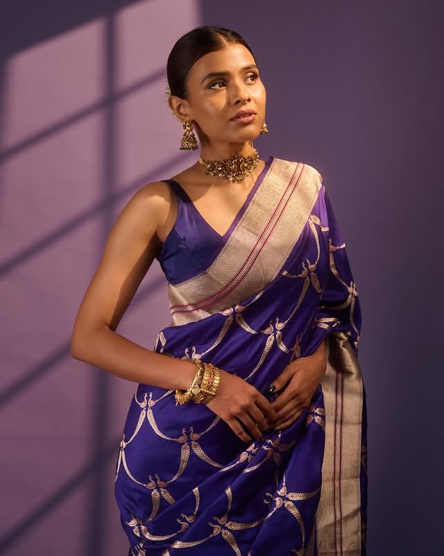 For the launch of Rudra Kaala! 🧿 Saree - @raw_mango Jewellery- @harubhaizaveri Hmu- @rakshandairanimakeupandhair Styled by - @who_wore_what_when Photography- @deepak_das_photography by @ihebahp