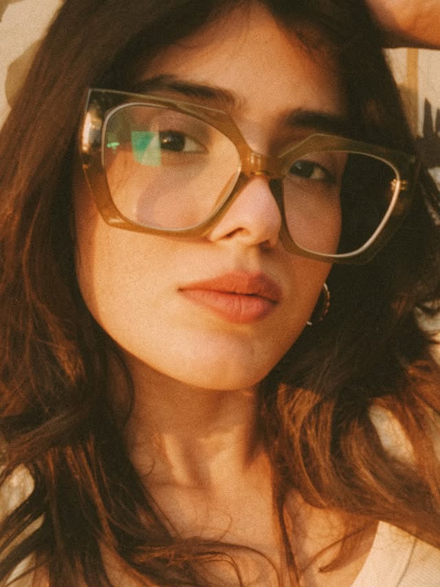 Only for fans! 🧞‍♀️ by @ihebahp