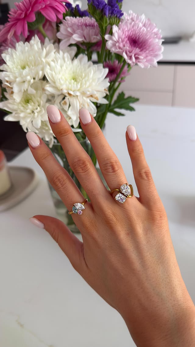 Personalised jewellery will always get me 🥹🤍 These birthstones pieces are such a thoughtful gift idea and they’re 2 for 1 at the moment too ✨ @indigolune ad by @jessieblue_