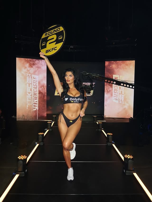 Tomorrows gonna be a big one.. see you all there! 🥊 #BKFC90 #bkfc #ringgirl @bkfceurope @bareknucklefc @bkfcringgirls by @oliviabracyy_