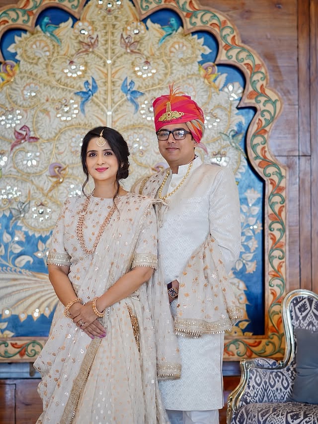 A Royal affair 💕👑@noormahalpalace #luxuryhotels #Royalty #luxurystay #couplegoals #traveldiaries by @nupur.sakhuja7