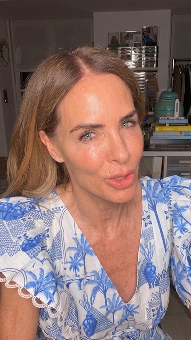 Having a good relationship with your sister can be a very special thing... not everybody does, and sometimes that's life, but I'm taking a moment to reflect on how incredibly grateful I am for mine. Do you have siblings? What do you appreciate most about them? by @trinnywoodall