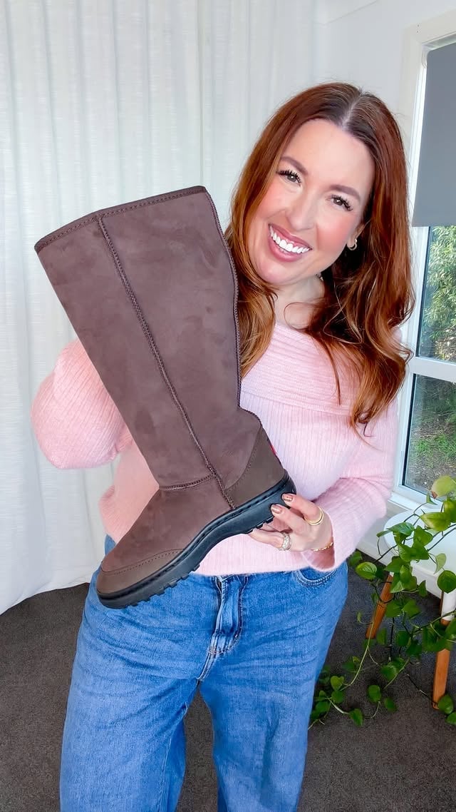 @theuggbootfactoryfairymeadow 👀 Supporting small Australian made business ❤️It may seem like such a small thing to other people - but I dread being cold and this will make such a difference to me on Saturday morning sport in Winter. Go check them out if you are looking by @icurvy