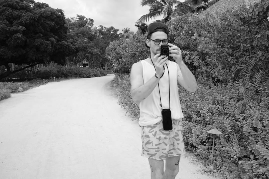 The butter to my escargot 
The whole milk to my latte 
The good parking spot 
The snack to my purse 
The lion of our circus 
The Dolly to my Parton 
Better than the last French fry on earth. 
Happy 39 Matthew. 
I love you ( only a day late because… we were in the real world) ❤️