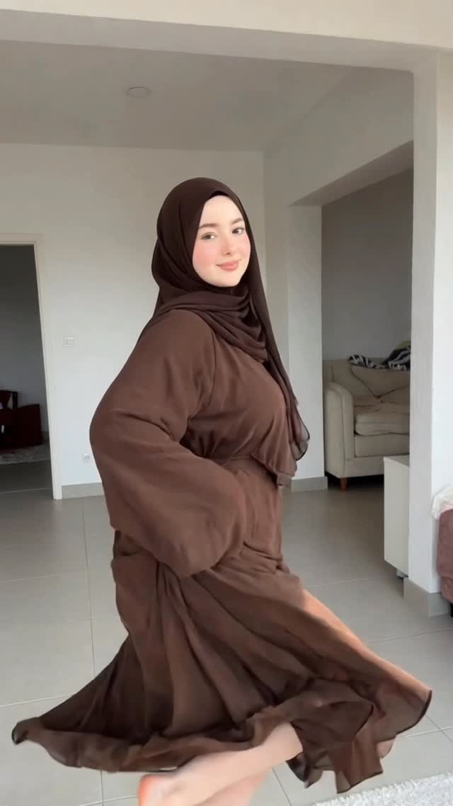 Şimdi ben ünlü mü oldum😍🍃💕