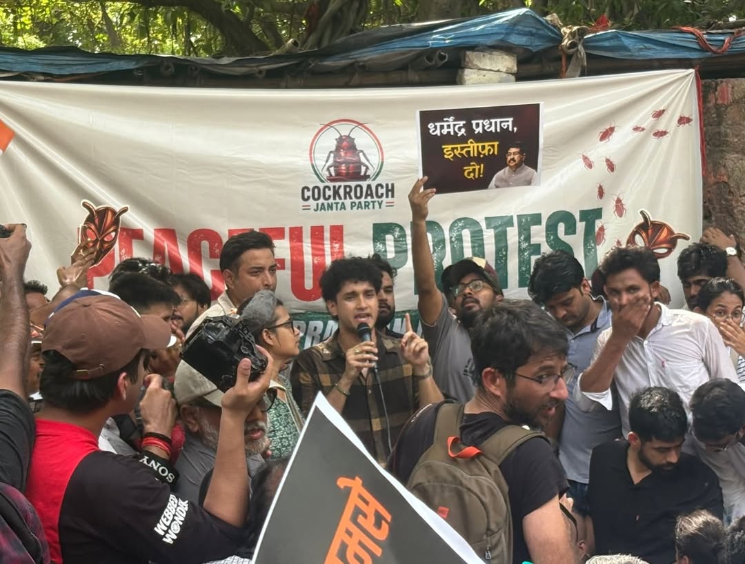#InPhotos | Crowds gather at Jantar Mantar in New Delhi for India’s first major Gen Z-led protest after police granted permission for the demonstration.

Protesters continue to assemble at the site as the event gets underway.

Photos: Shome Basu
