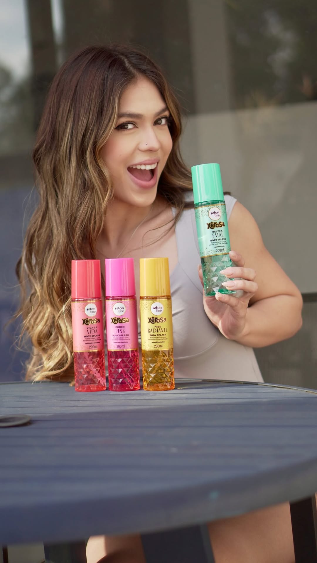 Tem dias que eu quero algo mais romântico, outros eu quero chegar chegando… 😌✨

Por isso eu amo minha coleção Xêrosa. São 4 fragrâncias inspiradas em alta perfumaria, cada uma com uma personalidade diferente.

O difícil mesmo é escolher uma favorita. 💖

#PubliSL #salonline @salonlinebrasil