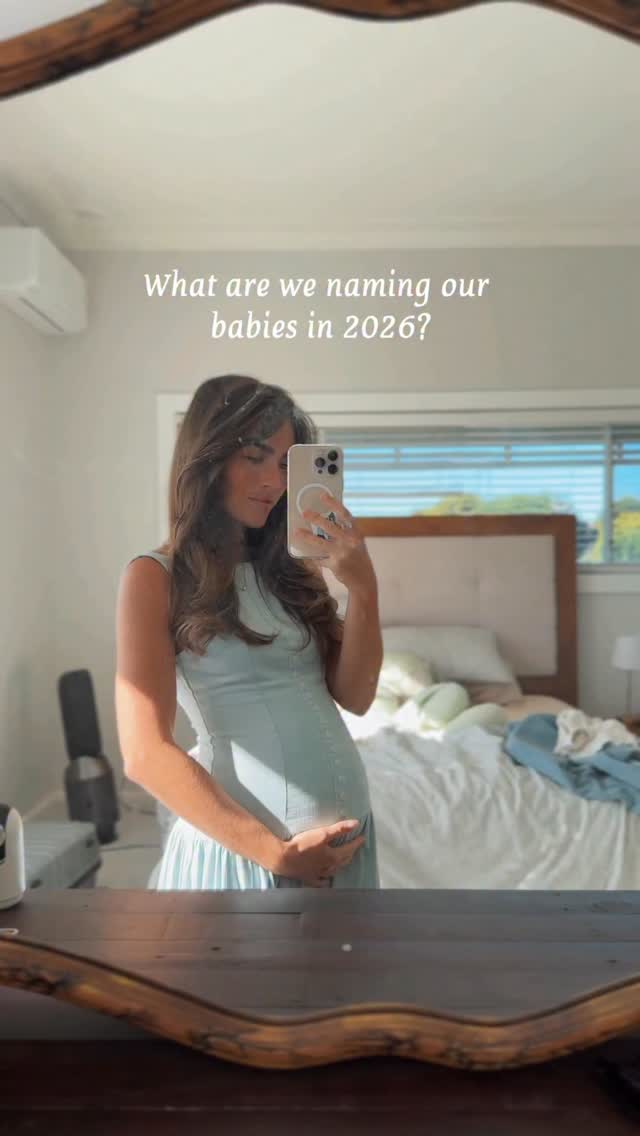 Excuse the dirty mirror, I just picked it up off Facebook marketplace. But I need some name suggestions! We are keeping the gender a surprise which is fun this time around but we are stuck on name ideas so I’d love to hear what you’re naming your babies in 2026 or just names you love 🤍