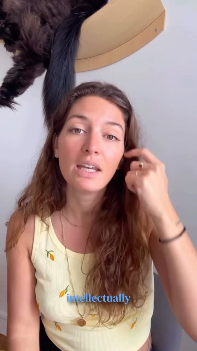 Tu acceptes un date pour une fois et tu te fais avoir comme une débutante alors que tu te connais bien et que t’es une queen 🤴 (mais un clown aussi visiblement)