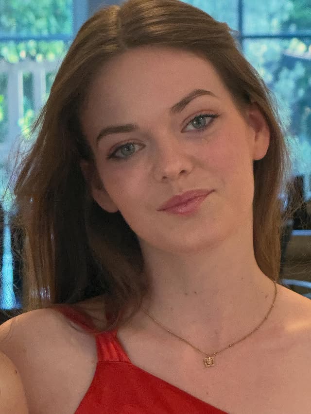 Prom night! This beauty takes my breath away…❤️💖❤️